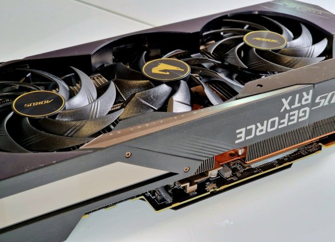 Grafická karta GIGABYTE AORUS GeForce RTX 3090 XTREME 24 GB - ZÁRUKA 12M