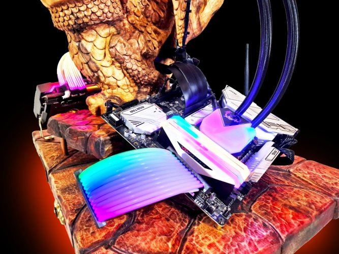 Gaming PC ART Dragon - GARANTIE 24M | Intel Core i7-12700 | RTX 3090 24 GB | 64 GB | 2000 SSD | Soundbar Dell