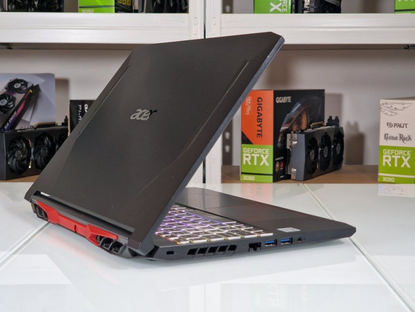 Herní notebook Acer Nitro 5 - ZÁRUKA 12M | 15,6" 144Hz | Intel Core i5-10300H | RTX 3060 6GB | 16GB | 512 GB SSD | WIN11