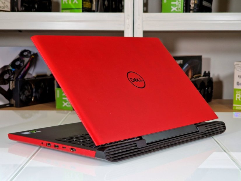 Herní notebook DELL G5 Gaming15 - ZÁRUKA 12M | 15,6" FullHD | Intel Core i7-8750H | GTX 1050Ti | 16 GB | 256 SSD + 1 TB | WIN11