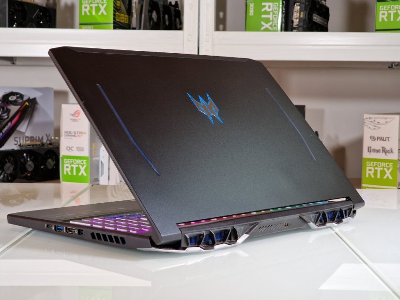 PC Portable Gamer Acer Predator Helios 300 • GARANTIE 12M • ZÁRUKA 12M • 15,6 144Hz • Intel Core i7- 10870H • RTX 3060 6GB • 32 GB • 1TB SSD