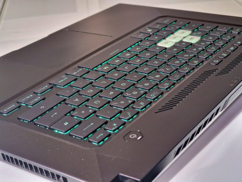 Laptop do gier ASUS TuF Dash 15 – GWARANCJA 12M | 15,6" 144Hz | Intel Core i7-11370H | RTX 3070 8GB | 16GB | 512 SSD | WIN11