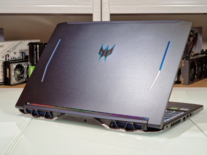 Herní notebook Acer Predator Helios 300 - ZÁRUKA 12M | 15,6" 144Hz | Intel Core i7- 10870H | RTX 3080 8GB | 16 GB | 1TB SSD