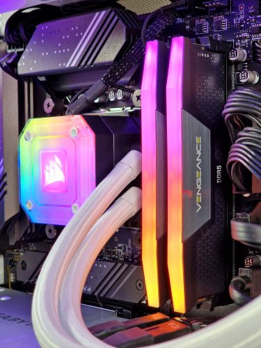 Herné PC compraider HIGH - ZÁRUKA 24M | Intel Core i9-12900KF+WATER COOLING | RTX 4070 12GB  | 32GB | 1000 SSD | WIN11