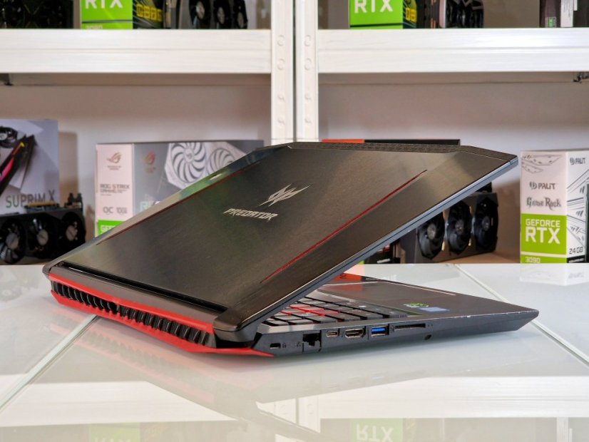 Laptop gamingowy Acer Predator Helios 300 - GWARANCJA 12M | 15,6" FullHD | Intel Core i7- 7700HQ | GTX 1060 6GB | 16 GB | 256 SSD | WIN11