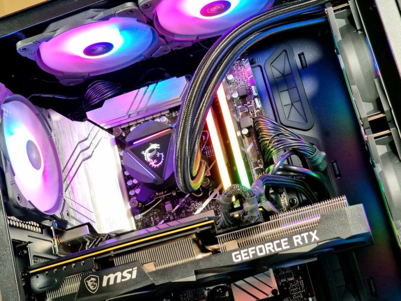 Komputer do gier z kartą graficzną RTX 4060 | RTX 4060 Ti