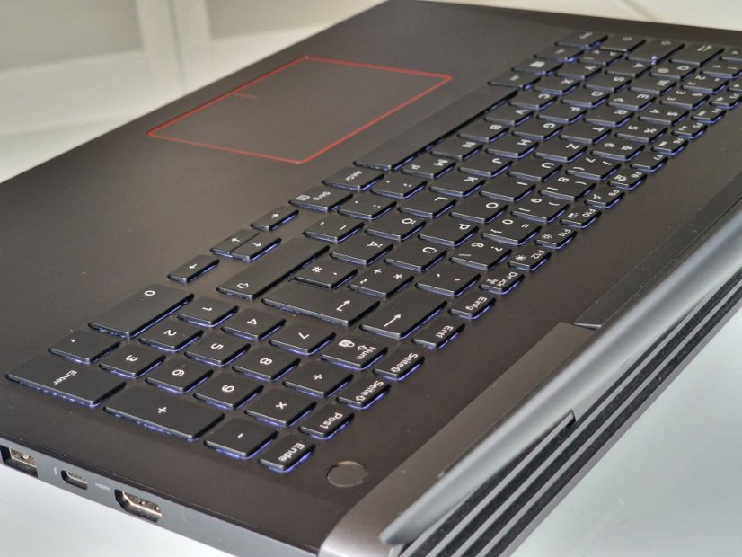 Gaming Laptop DELL Inspiron 15 Gaming - GARANTIE 12M | 15,6" FullHD | Intel Core i5-7300HQ | GTX 1060 6GB | 16 GB | 256 SSD | WIN10Gaming Laptop DELL Inspiron 15 Gaming - GARANTIE 12M | 15,6" FullHD | Intel Core i5-7300HQ | GTX 1060 6GB | 16 GB | 256 SSD | WIN10