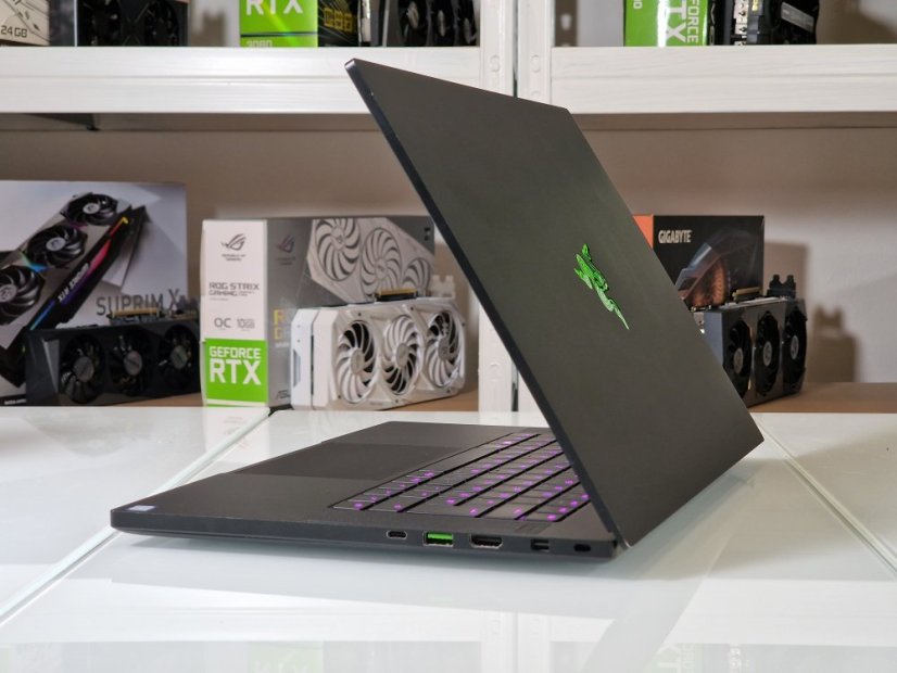 Gaming Laptop Razer Blade 15 Gebraucht - GARANTIE 12M | 15,6" 144Hz | Intel Core i7-8750H | 16GB | GTX 1060 6GB | 256 SSD | WIN11