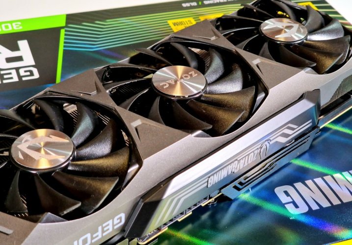 Grafikkarte gebraucht ZOTAC GAMING GeForce RTX 3080 Trinity OC 10GB - GARANTIE 12M