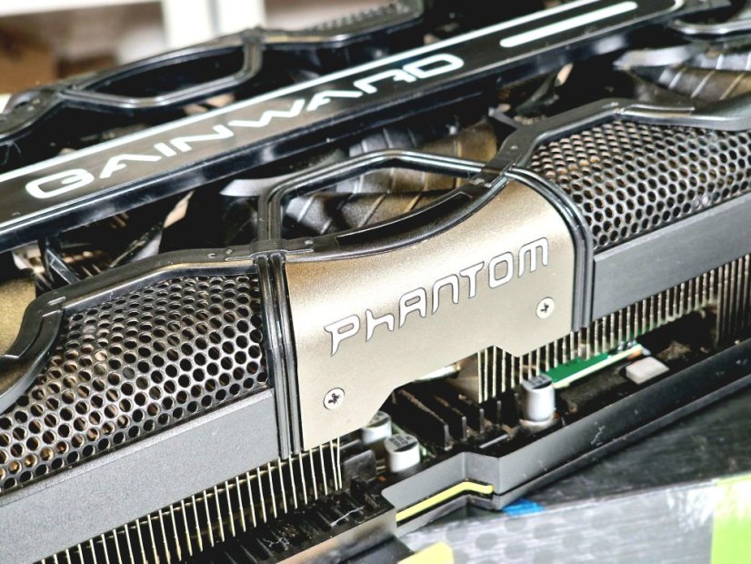 Carte graphique GAINWARD GeForce RTX 3090 Phantom 24Go GS Edition • GARANTIE 12M
