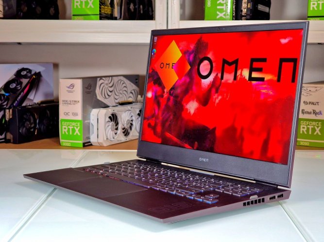 Laptop do gier HP Omen 17 - GWARANCJA 12M | 17,3" 144Hz | AMD Ryzen7 8845HS | RTX 4070 8GB | 16GB DDR5 | 1000 SSD | WIN11
