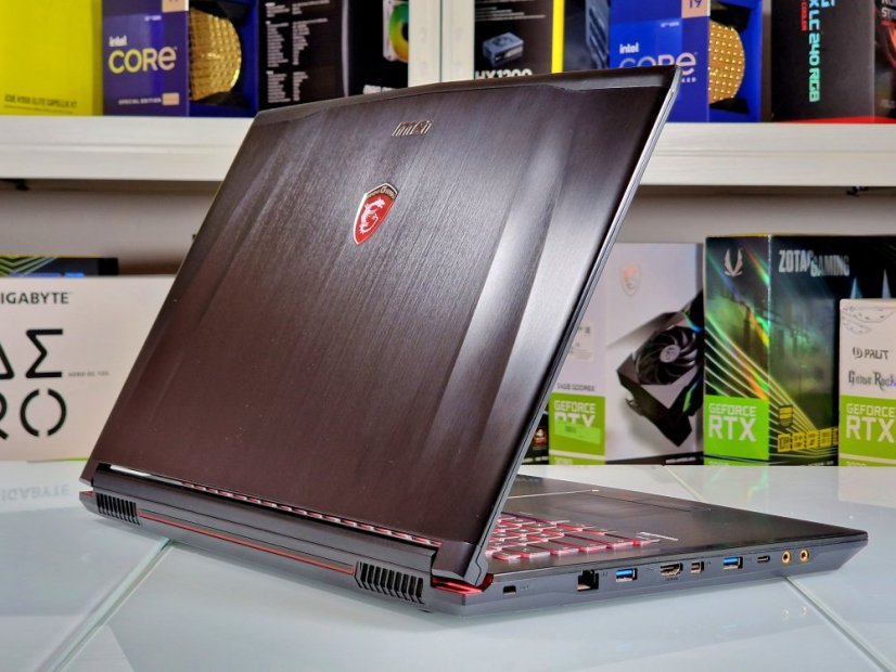 Gaming Laptop MSI Apache Pro GE72 Refurbished  - GARANTIE 12M | 17,3" Full HD | Intel Core i7-6700HQ | GTX 965M | 12 GB | 512 SSD + 1TB HDD | WIN11
