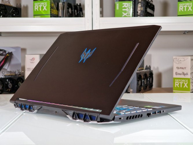 Herný notebook Acer Predator Helios 300 - ZÁRUKA 12M | 15,6" 144Hz | Intel Core i7- 10870H | RTX 3060 6GB | 32 GB | 1TB SSD