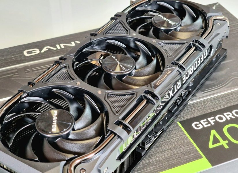 Grafická karta GAINWARD GeForce RTX 4080 Phantom 16GB GDDR6X - ZÁRUKA 12M