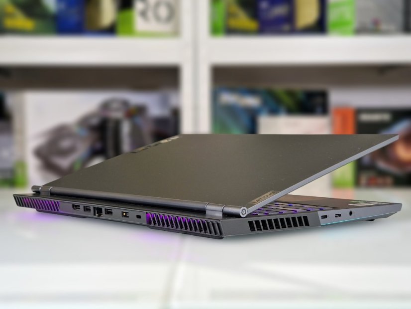 PC Portable Gamer Lenovo Legion 7 • GARANTIE 12M • 15,6 144Hz • Intel Core i7-10750H • RTX 2070 8GB • 16GB • 512 SSD • WIN11