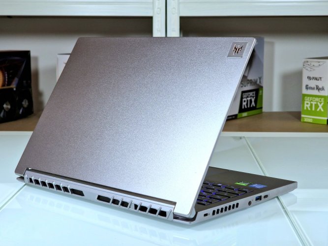 Herní notebook Acer Predator Triton 300 SE - ZÁRUKA 12M | 14" 144Hz | Intel Core i5-11300H | RTX 3060 6GB | 16 GB | 512 SSD | WIN11