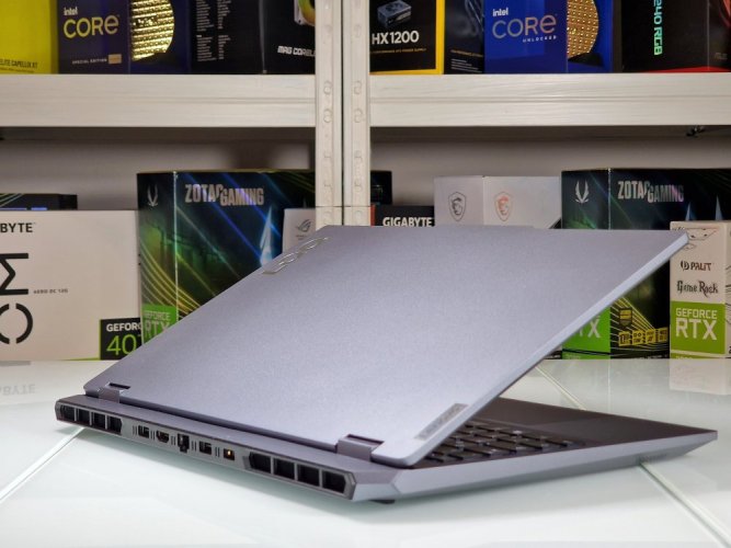 Gaming Laptop Lenovo Legion LOQ - GARANTIE 12M | 15,6" 144 Hz | Intel Core i5-12450HX | RTX 4060 8GB | 16GB DDR5 |  1000 SSD | WIN11