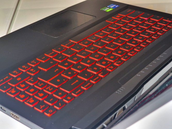 Herní notebook MSI Katana GF66 - ZÁRUKA 12M | 15,6" 144Hz | Intel Core i7-11800H | 16 GB | RTX 3060 6GB | 512 GB SSD | WIN11