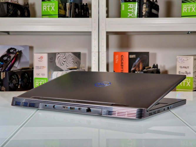 Herní notebook Dell G7 Gaming - ZÁRUKA 12M | 17,3" FullHD | Intel Core i7-9750H | 16GB | RTX 2060 6GB | 512 SSD | WIN11
