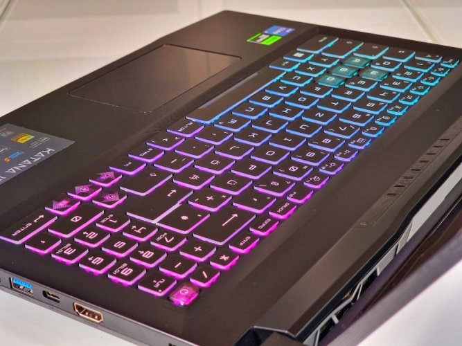 Herní notebook MSI KATANA 15 B12VGK - ZÁRUKA 24M | 15,6" 144 Hz | Intel Core i7-12650H | RTX 4070 8GB | 16GB DDR5 | 512 SSD | WIN11