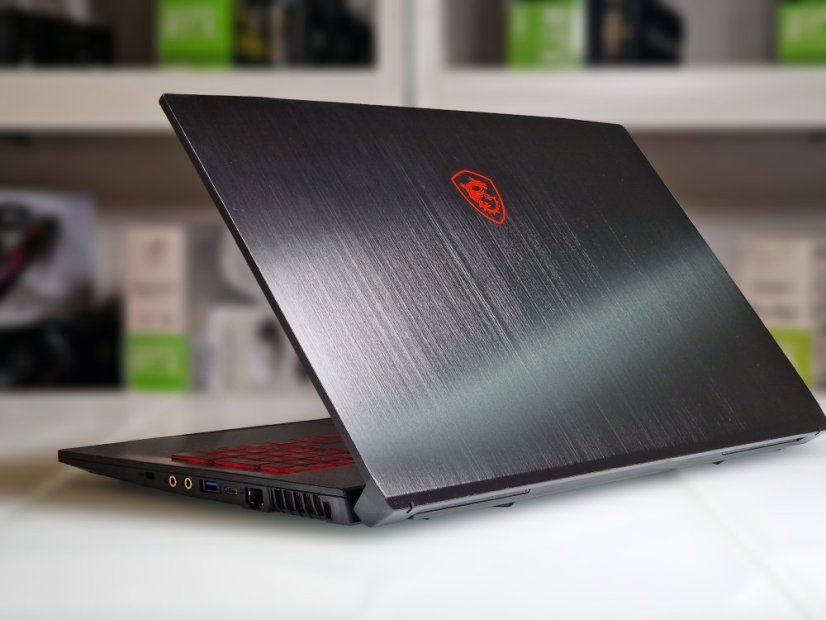 PC Portable Gamer  MSI GF75 Thin • GARANTIE 12M • 17,3 144Hz • Intel Core i7-10750H • 16Go • RTX 3060 • 1000 SSD • WIN11