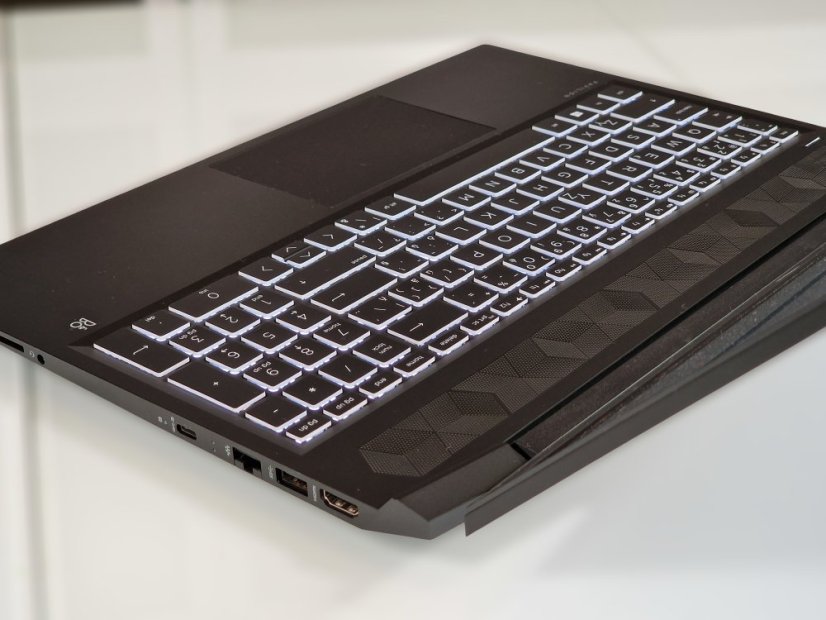 Gaming Laptop HP Gaming 15 • GARANTIE 12M • 15,6 144Hz • AMD Ryzen 5 5600H • GTX 1650 • 16GB • 512 SSD • WIN11