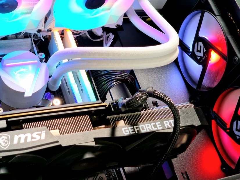 Herné PC compraider - ZÁRUKA 24M | Intel Core i7-10700 + vodní chlazení ASUS ROG STRIX | RTX 3070 8GB  | 32 GB | 1 TB SSD