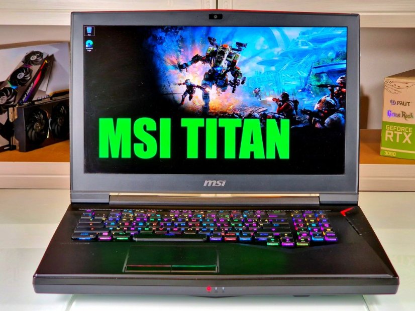 Herný notebook MSI TITAN GT75 • ZÁRUKA 12M • 17,3 FHD 120Hz • Intel Core i7-7700HQ • GTX 1070 8GB • 16 GB • 256 SSD + 1 TB HDD • WIN11