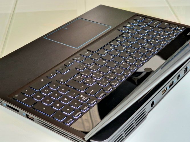 Herní notebook Dell G5 Gaming - ZÁRUKA 12M | 15,6 144Hz" | Intel Core i7-9750H | 16GB | RTX 2070 8GB | 512 SSD+1TB HDD