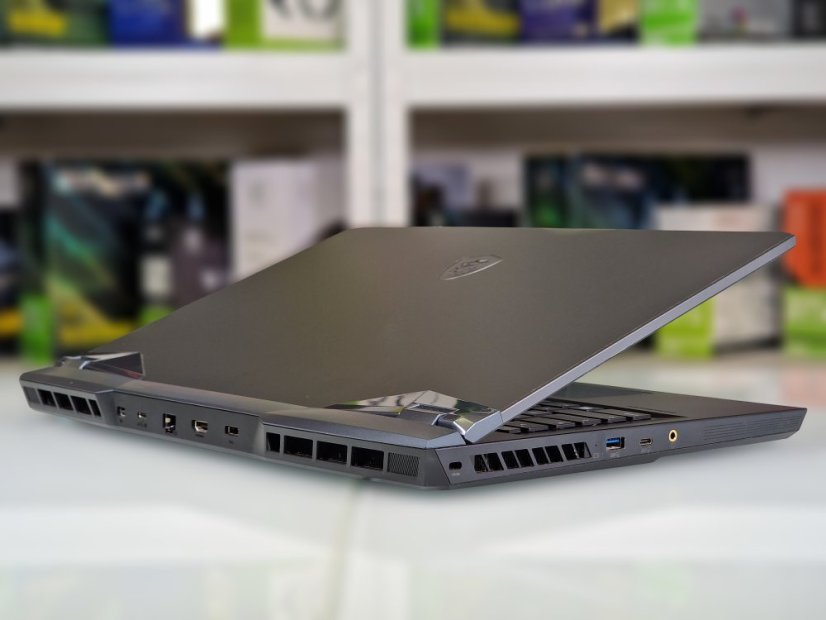 Gaming Laptop MSI Raider GE76 • GARANTIE 12M • 17,3  240Hz • Intel Core i7-10870H • RTX 3060 • 16GB  • 1000 SSD • WIN11
