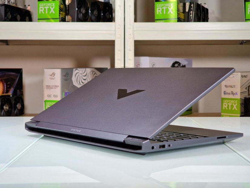 Gaming Laptop HP Victus 15 Gebraucht - GARANTIE 12M | 15,6" 144Hz | Intel Core i5-12500H |  RTX 4060 8GB | 16 GB | 512 SSD | WIN11