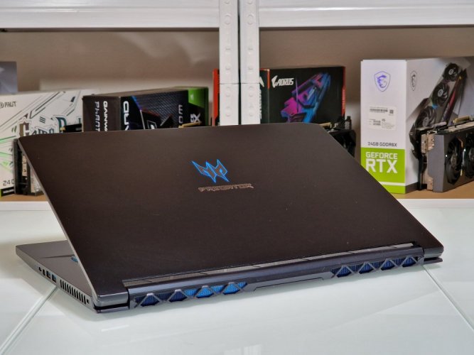 Herní notebook Acer Predator Triton 500 - ZÁRUKA 12M | 15,6" 144Hz | Intel Core i7- 8750H | RTX 2080 8GB | 16 GB | 512 GB SSD