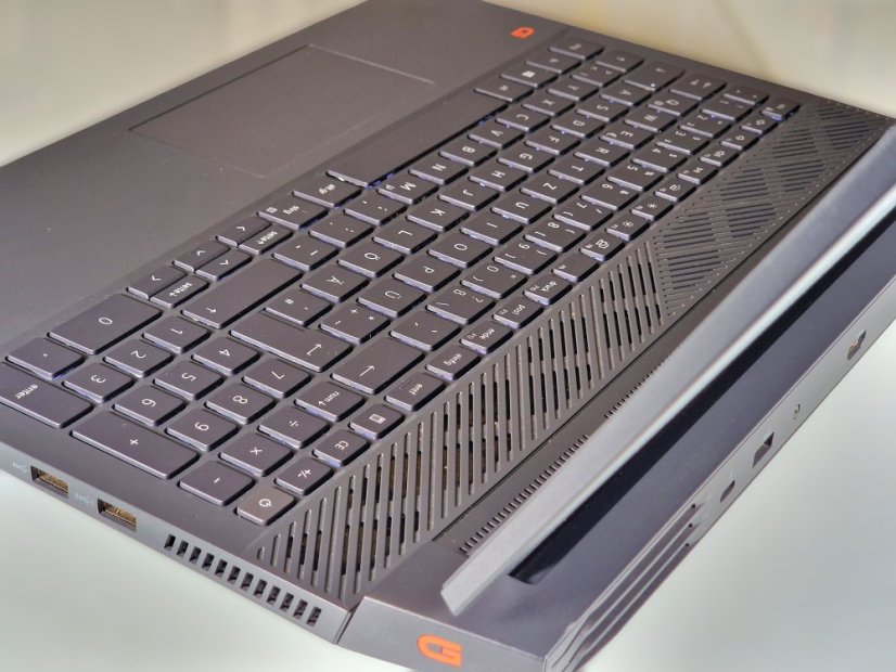 PC Portable Gamer DELL Gaming G15 • GARANTIE 12M • 15,6 120Hz • Intel Core i7-10870H • RTX 3060 6GBo • 16 Go • 512 SSD • WIN11