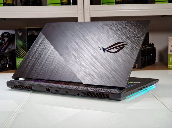 Herní notebook ASUS RoG Strix G17 - ZÁRUKA 12M  | 17,3" 144 Hz | Intel Core i7-10750H | GTX 1660 Ti 6GB | 16GB | 512 GB SSD