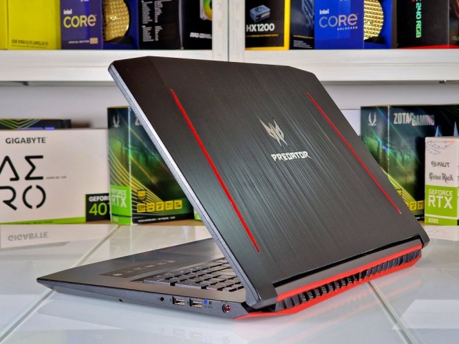 Herný notebook Acer Predator Helios 300 - ZÁRUKA 12M | 17,3" Full HD | Intel Core i5-8300H | GTX 1050 Ti | 16 GB | 128 SSD+1TB HDD | WIN11
