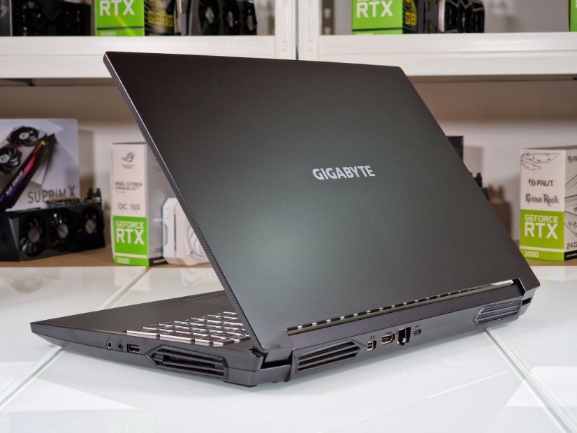 Herní notebook GIGABYTE A5 • ZÁRUKA 12M • 15,6 144Hz • AMD RYZEN 5 5600H • RTX 3060 6GB • 16GB • 512 SSD • WIN11