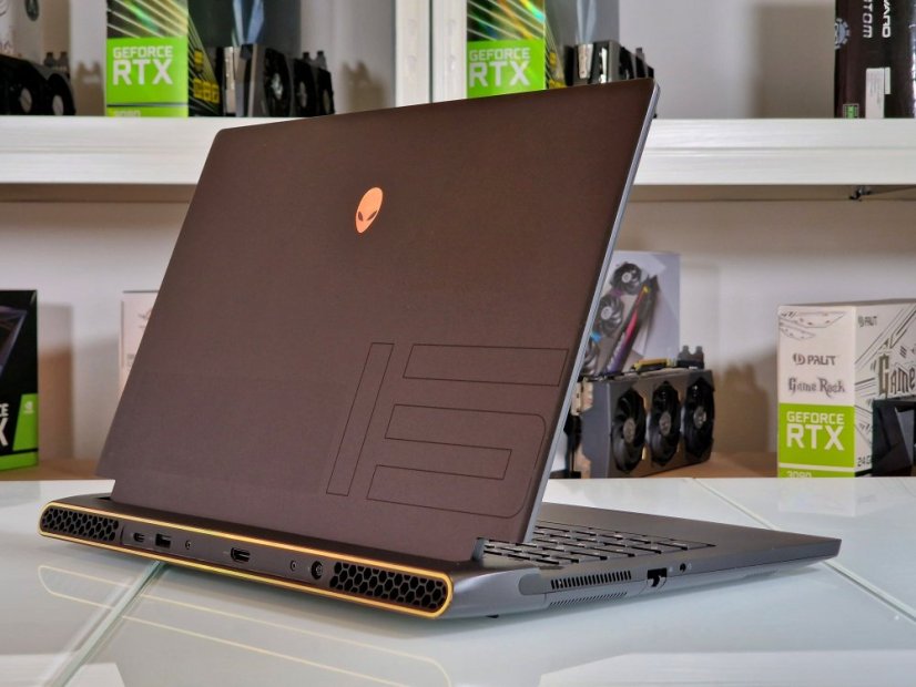 Gaming Laptop Dell Alienware M15 Gebraucht - GARANTIE 12M | 15,6" 165Hz | AMD Ryzen 7 5800H | RTX 3060 6GB | 16GB | 512 SSD | WIN11
