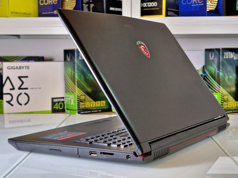 Herní notebook MSI GP72 Leopard Gebraucht - ZÁRUKA 12M | 17,3" FullHD | Intel Core i5-4210H | GTX 950M | 8 GB | 256 SSD | WIN11