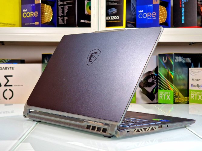 Laptop gamingowy MSI Cyborg A12VF - GWARANCJA 24M  | 15,6" 144 Hz | Intel Core i5-12450H Alder Lake | RTX 4060 8GB | 16GB DDR5 | 512 SSD | WIN11
