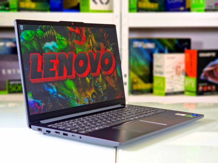 Gaming Laptop Lenovo LOQ • GARANTIE 12M • 15,6 144 Hz • Intel Core i5-12450HX • RTX 2050 • 16GB DDR5 • 512 SSD • WIN11