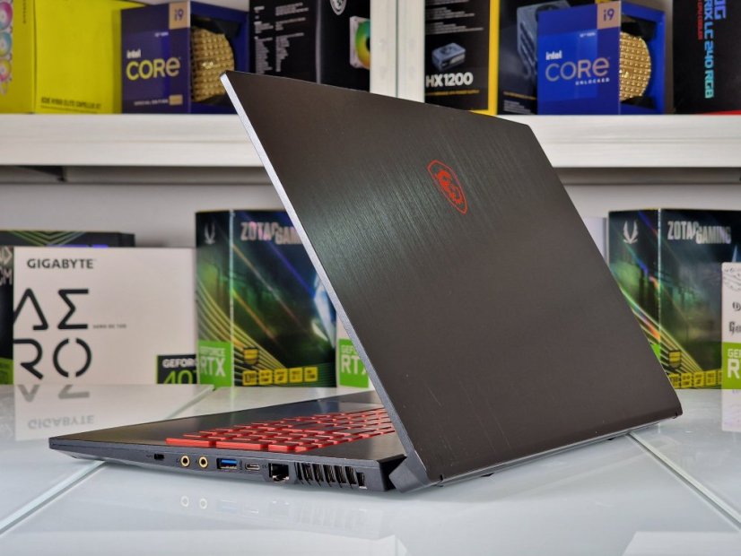 Gaming Laptop MSI GF75 Thin Gebraucht - GARANTIE 12M | 17,3" 144Hz | i5-10300H Comet Lake | GTX 1650 4GB | 16GB | 512 SSD | WIN11