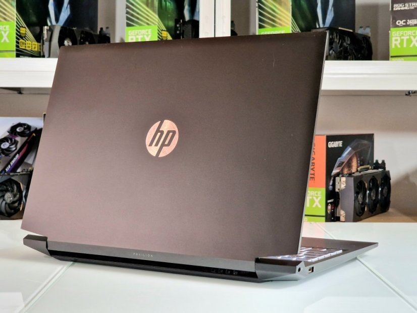 Gaming-Laptop HP Pavilion Gaming 16 Gebraucht - GARANTIE 12M | 16,1" FullHD | Intel Core i5-10300H | RTX 2060 6GB | 16 GB | 1000 SSD | WIN11