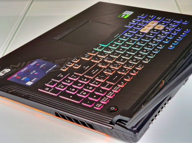Herní notebook ASUS RoG Strix G17 - ZÁRUKA 12M  | 17,3" 144 Hz | Intel Core i7-10750H | GTX 1660 Ti 6GB | 16GB | 512 GB SSD