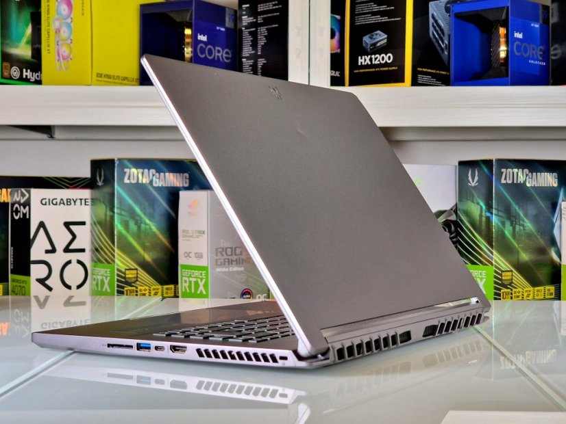Herní notebook Acer Predator Triton 500 SE - ZÁRUKA 12M | 16" WQXGA 240Hz | Intel Core i7-12700H | RTX 3070 Ti  8GB | 16 GB DDR5 | 1TB SSD | WIN11