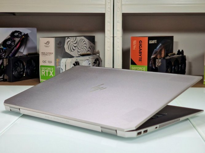 HP ZBook Studio G5 - ZÁRUKA 12M | 15,6" Full HD | Intel Core i7-9850H | NVIDIA Quadro P1000 4GB | 16 GB DDR4 | 512 SSD | WIN11 Pro