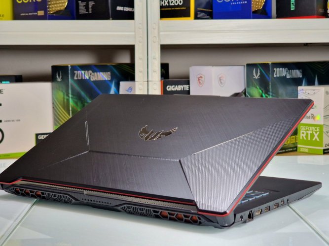 Herní notebook ASUS TuF Gaming A17 - ZÁRUKA 12M  | 17,3" 144Hz | AMD Ryzen 7 4800H | GTX 1660Ti 6GB | 16GB  | 512 SSD | WIN11