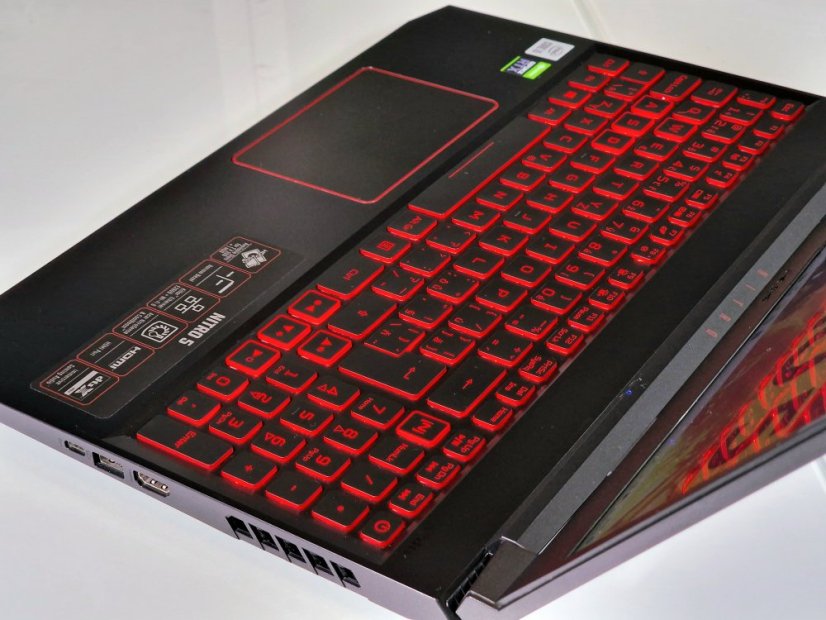 Herný notebook Acer Nitro 5 - ZÁRUKA 12M | 15,6" 144Hz | Intel Core i5-10300H | RTX 3050 | 16GB | 512 GB SSD
