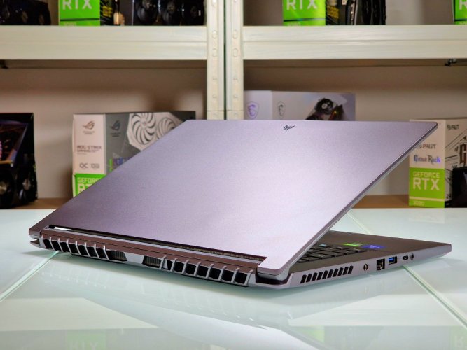 Herní notebook Acer Predator Triton 300 SE - ZÁRUKA 12M | 16" WQXGA 240Hz | Intel Core i7-12700H | RTX 3070 Ti  8GB | 16 GB DDR5 | 1TB SSD | WIN11