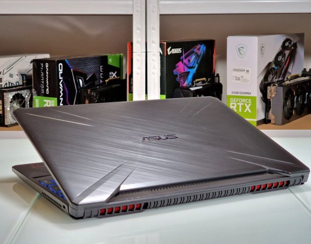 Herný notebook ASUS TUF Gaming - ZÁRUKA 12 M | 15,6" 144 Hz | AMD Ryzen 7 | RTX 2060 6 GB | 16 GB | 512 GB SSD