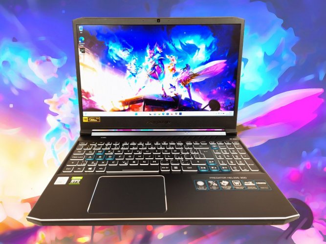 Herný notebook Acer Predator Helios 300 - ZÁRUKA 12M | 15,6" 144Hz | Intel Core i7-10870H | RTX 3080 | 32 GB | 1TB SSD